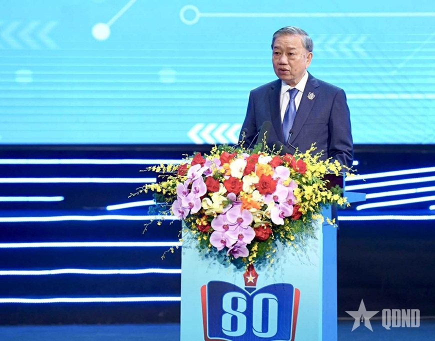 Tổng Bí thư Tô Lâm dự Lễ kỷ niệm 80 năm truyền thống ngành Giáo dục và khai giảng năm học 2025-2026