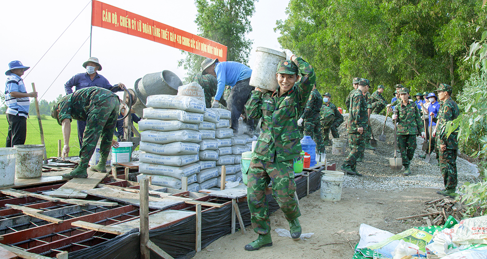 Ống kính bạn đọc: Sôi nổi giành 3 nhất