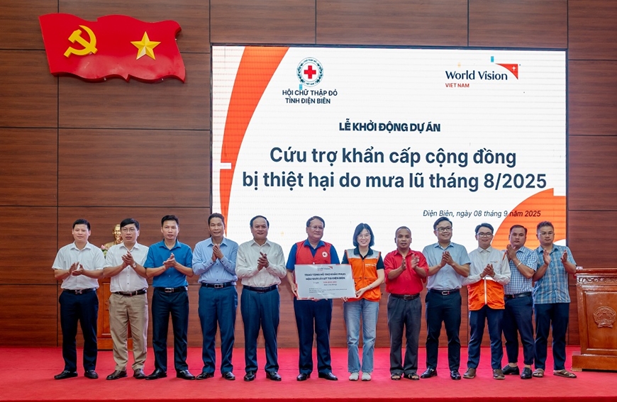 Khởi động dự án cứu trợ khẩn cấp người dân Điện Biên bị thiệt hại nặng nề do mưa lũ