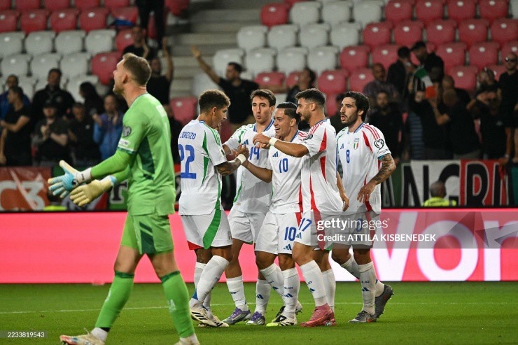 Tin thể thao (9-9): Thụy Điển thua sốc trước Kosovo, Italia thắng nghẹt thở trong trận cầu 9 bàn