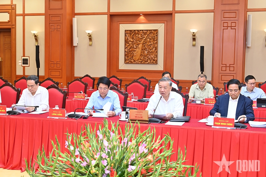 Tổng Bí thư Tô Lâm chủ trì cuộc làm việc của Bộ Chính trị với Ban Thường vụ Đảng ủy các cơ quan Đảng Trung ương