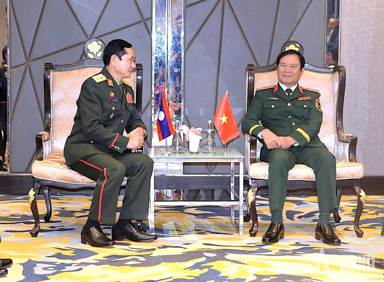 Đại tướng Nguyễn Tân Cương gặp trưởng đoàn một số nước tham dự Hội nghị ACDFM-22 