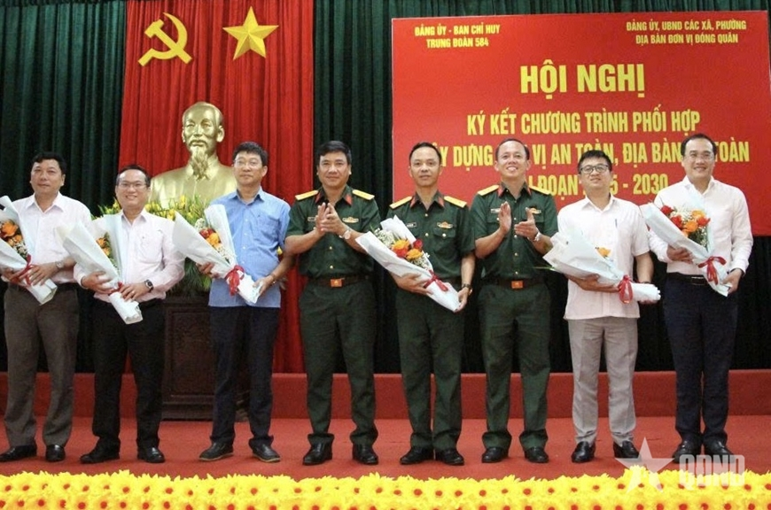 Trung đoàn 584 (Bộ CHQS tỉnh Đắk Lắk) ký kết phối hợp xây dựng địa bàn an toàn