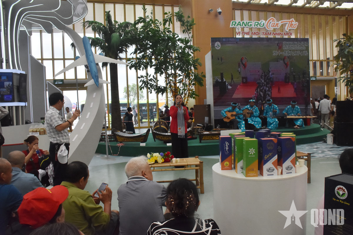 Đờn ca tài tử giữa lòng Thủ đô