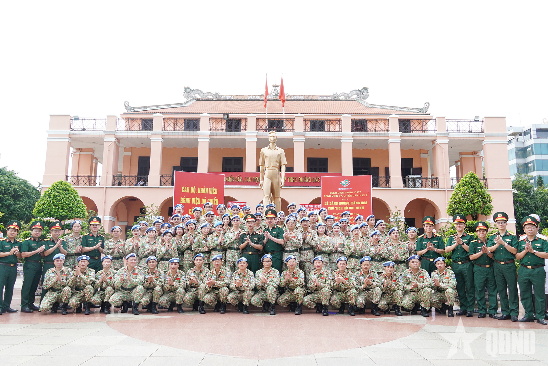 Bệnh viện Dã chiến cấp 2 số 7 phát động thi đua lập công dâng Bác