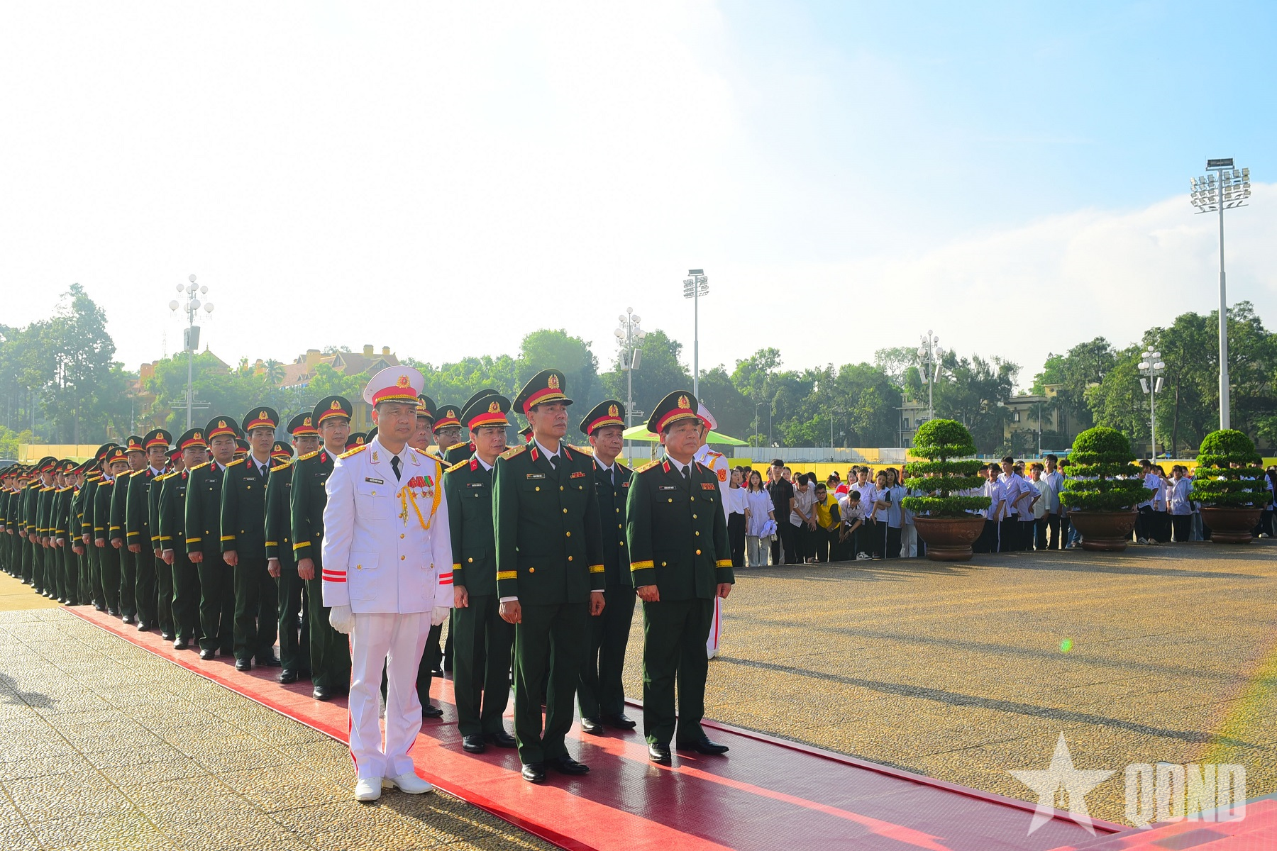 Học viện Hậu cần báo công dâng Bác