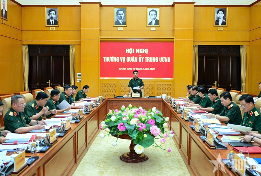 Đại tướng Phan Văn Giang chủ trì Hội nghị Thường vụ Quân ủy Trung ương