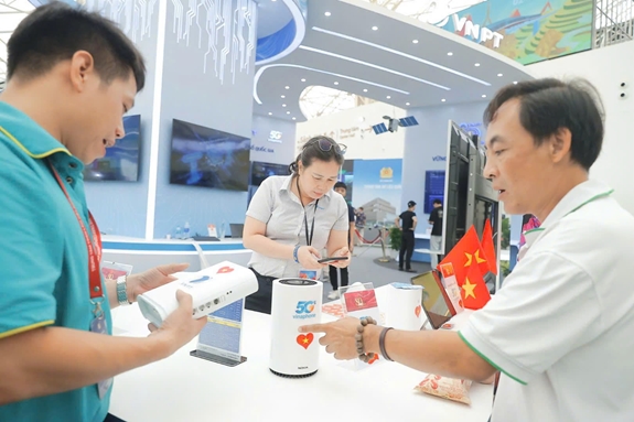 Tập đoàn VNPT được trao giải thưởng 