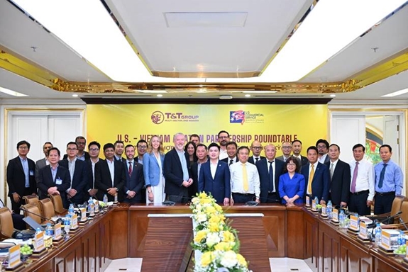 Nhiều "ông lớn" Hoa Kỳ muốn hợp tác với T&amp;T Group để phát triển công nghiệp hàng không tại Việt Nam