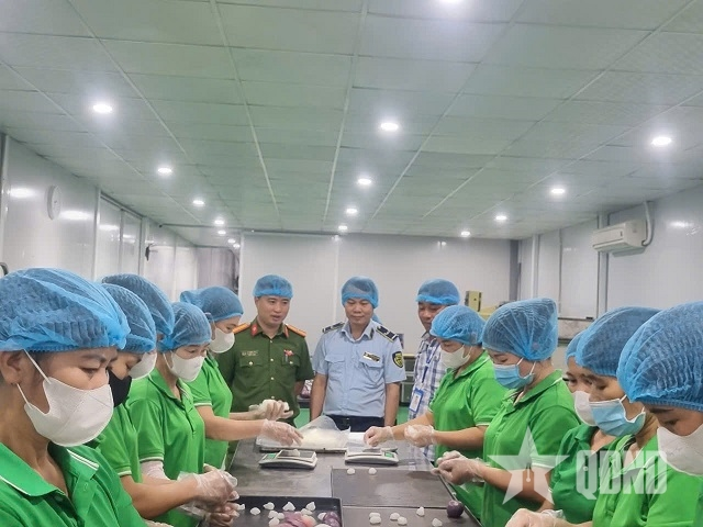 Hà Nội: Quyết liệt ngăn chặn bánh trung thu kém chất lượng