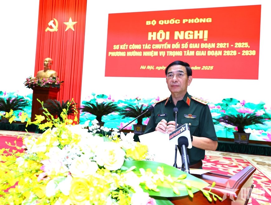 Đại tướng Phan Văn Giang chủ trì Hội nghị sơ kết công tác chuyển đổi số trong Bộ Quốc phòng