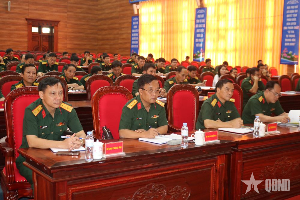 Bồi dưỡng Báo cáo viên tuyên truyền kỷ niệm 80 năm Ngày truyền thống LLVT Quân khu 4