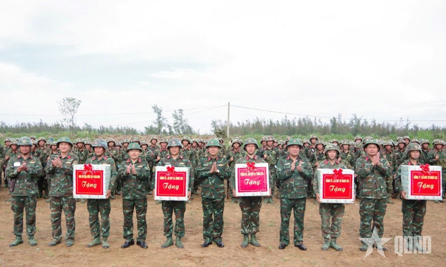 Sư đoàn 324 tổ chức diễn tập thực binh bắn đạn hơi năm 2025