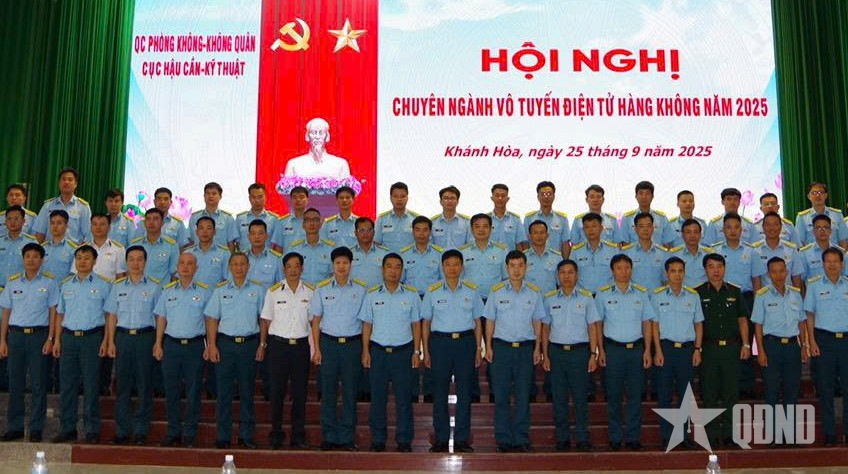 Tổ chức tập huấn chuyên ngành vô tuyến điện tử hàng không