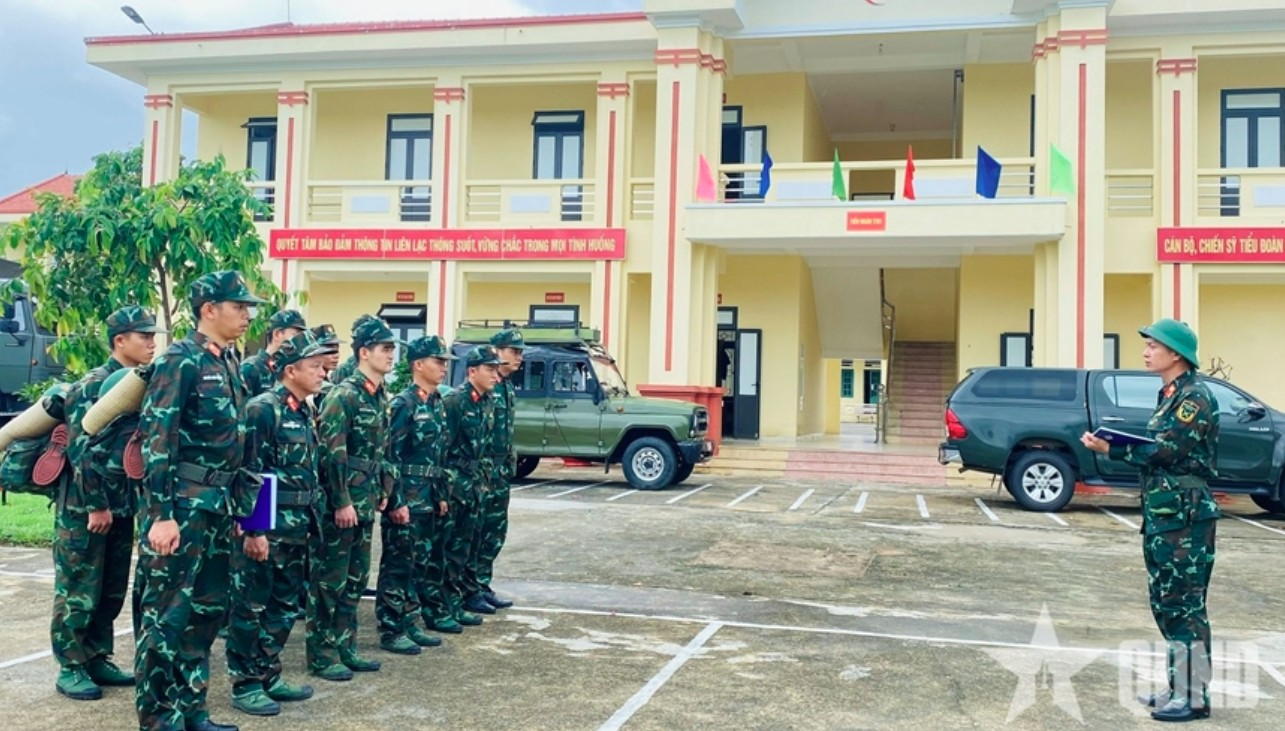 Lữ đoàn 134, Binh chủng Thông tin liên lạc: Bảo đảm tốt thông tin liên lạc trong phòng, chống bão số 10