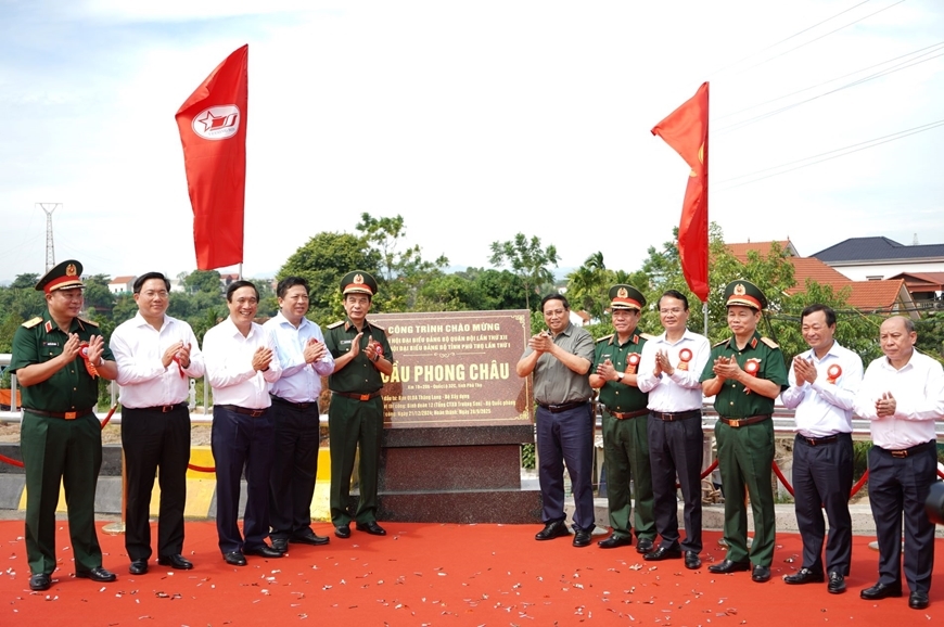 Thủ tướng Phạm Minh Chính dự lễ khánh thành cầu Phong Châu mới