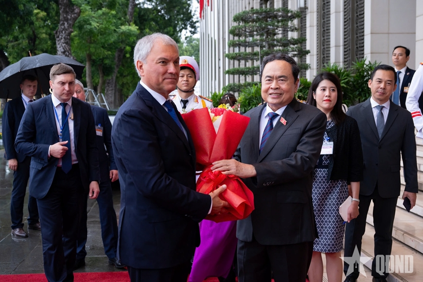 Chủ tịch Quốc hội Trần Thanh Mẫn đón và hội đàm Chủ tịch Duma Quốc gia Quốc hội Liên bang Nga Vyacheslav Volodin