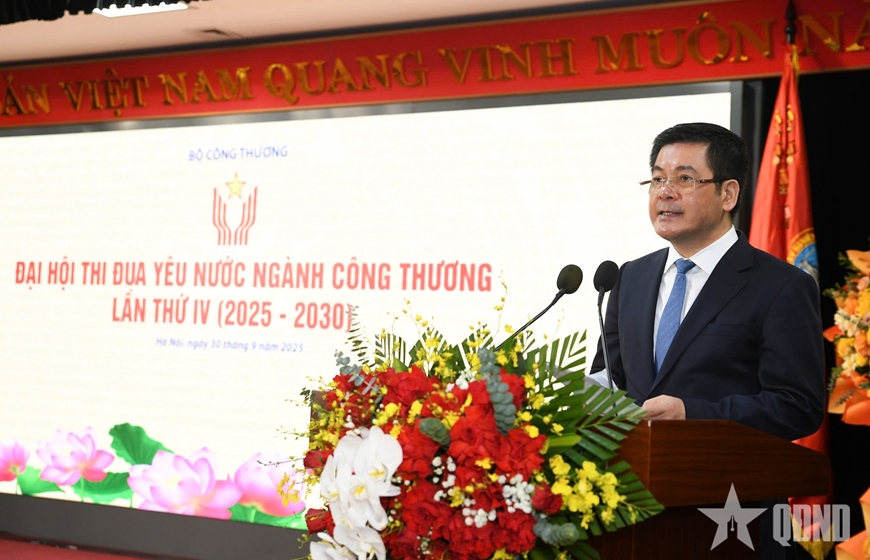Phó thủ tướng Lê Thành Long dự Đại hội thi đua yêu nước ngành Công Thương lần thứ IV