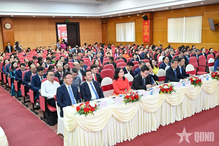 Phó thủ tướng Lê Thành Long dự Đại hội thi đua yêu nước ngành Công Thương lần thứ IV