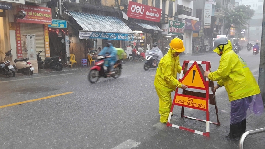 Hà Nội thống kê những điểm còn ngập úng sáng nay (1-10)