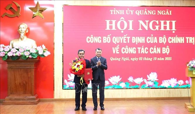 Đồng chí Hồ Văn Niên giữ chức Bí thư Tỉnh ủy Quảng Ngãi
