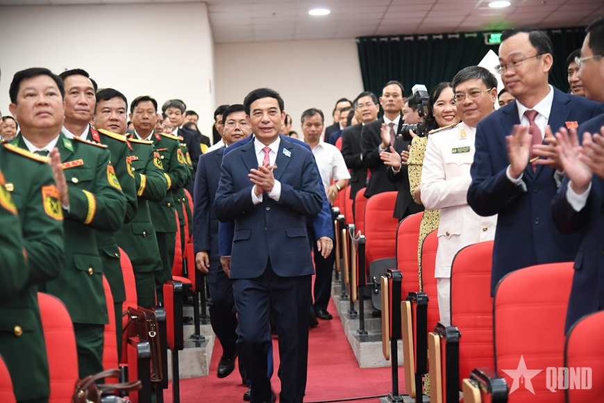 Đại tướng Phan Văn Giang dự và phát biểu chỉ đạo tại Đại hội đại biểu Đảng bộ tỉnh An Giang lần thứ I