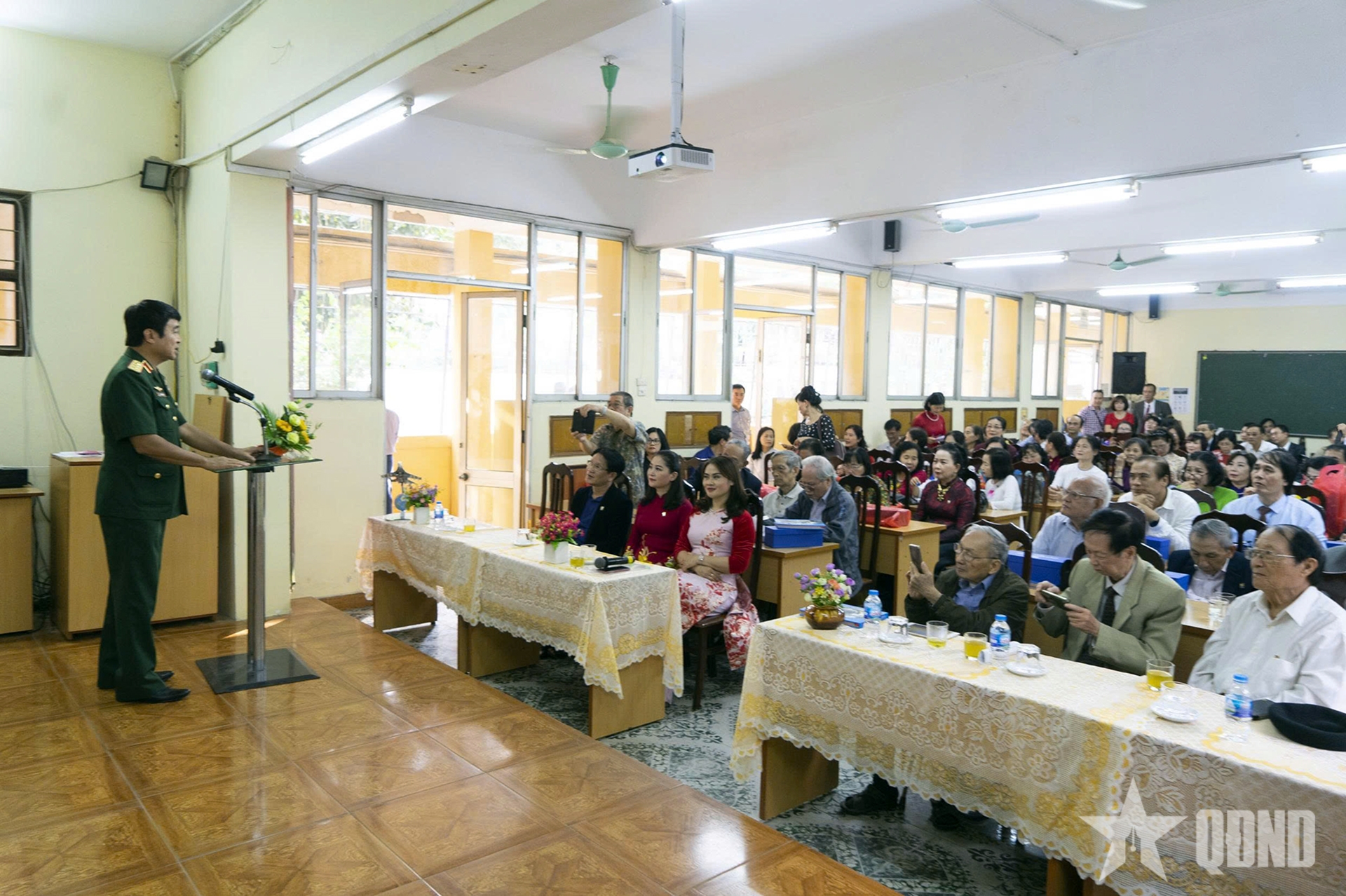 Nhấn vào ảnh để phóng to Viết tiếp khát vọng tương lai