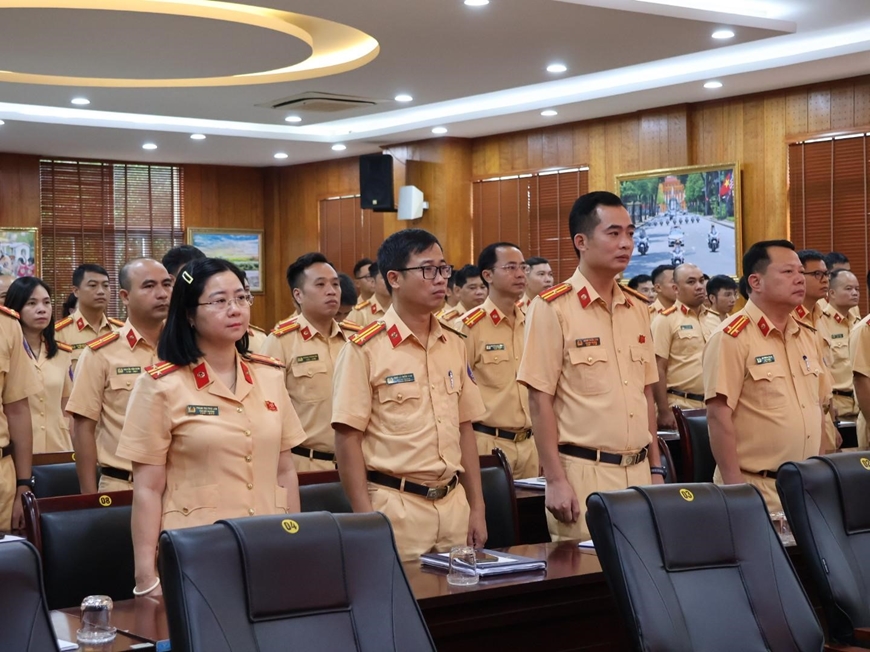 Phòng Cảnh sát giao thông Công an TP Hà Nội chung tay sẻ chia, ủng hộ đồng bào bị thiệt hại do bão số 10