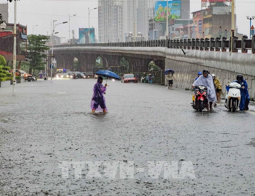 Hà Nội yêu cầu các trường chủ động ứng phó mưa lớn do hoàn lưu bão số 11