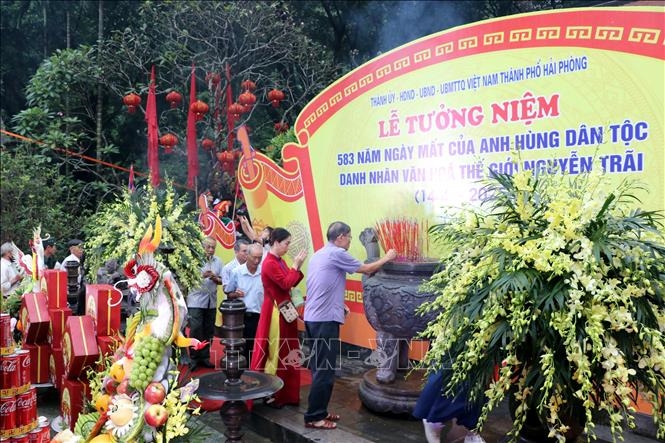 Tưởng nhớ Anh hùng dân tộc, danh nhân văn hóa thế giới Nguyễn Trãi