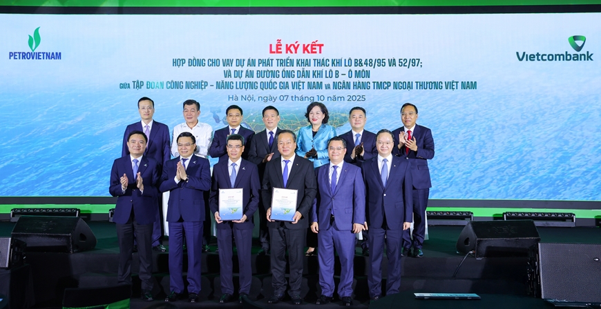 Petrovietnam và Vietcombank ký kết hợp đồng tín dụng hơn 1 tỷ USD cho Chuỗi dự án khí điện Lô B - Ô Môn