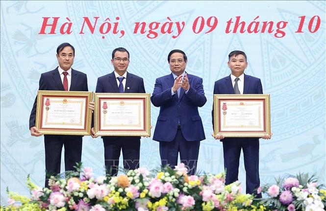 Thủ tướng Phạm Minh Chính bày tỏ 5 mong muốn, đề nghị doanh nghiệp và doanh nhân Việt Nam thực hiện 3 tiên phong