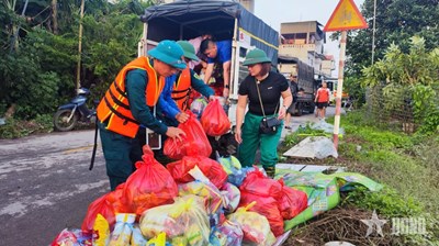 Gallery - Tập trung hỗ trợ tối đa người dân bị thiệt hại do bão, lũ, thiên tai