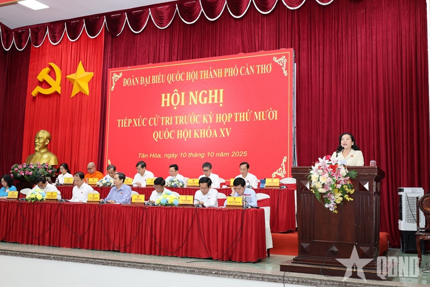 Chủ tịch Quốc hội Trần Thanh Mẫn tiếp xúc cử tri thành phố Cần Thơ trước Kỳ họp thứ mười, Quốc hội khóa XV