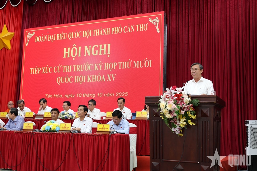 Chủ tịch Quốc hội Trần Thanh Mẫn tiếp xúc cử tri thành phố Cần Thơ trước Kỳ họp thứ mười, Quốc hội khóa XV