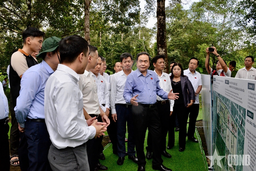 Chủ tịch Quốc hội Trần Thanh Mẫn tiếp xúc cử tri thành phố Cần Thơ trước Kỳ họp thứ mười, Quốc hội khóa XV