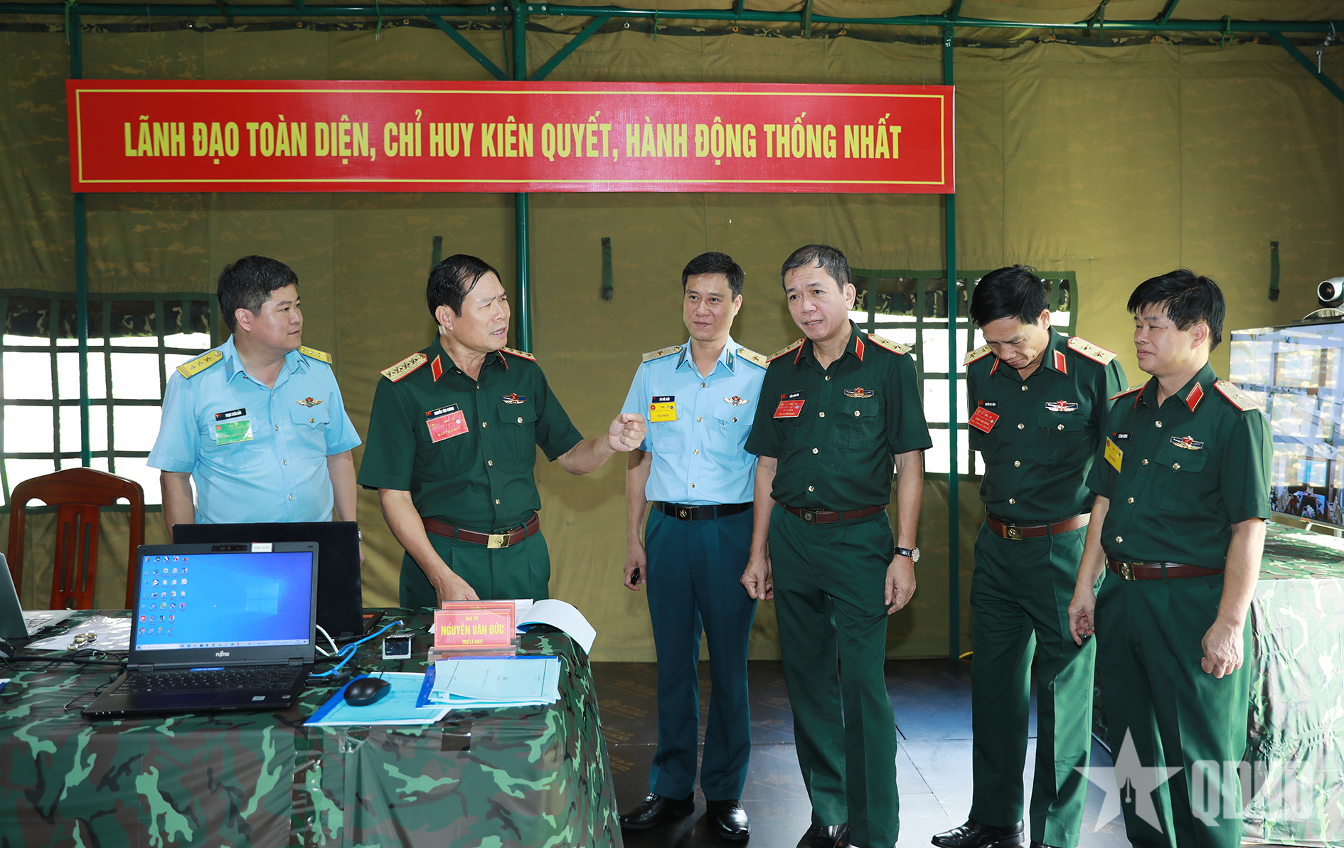 Đại tướng Nguyễn Tân Cương dự diễn tập nâng cao năng lực tác chiến đối kháng không gian mạng