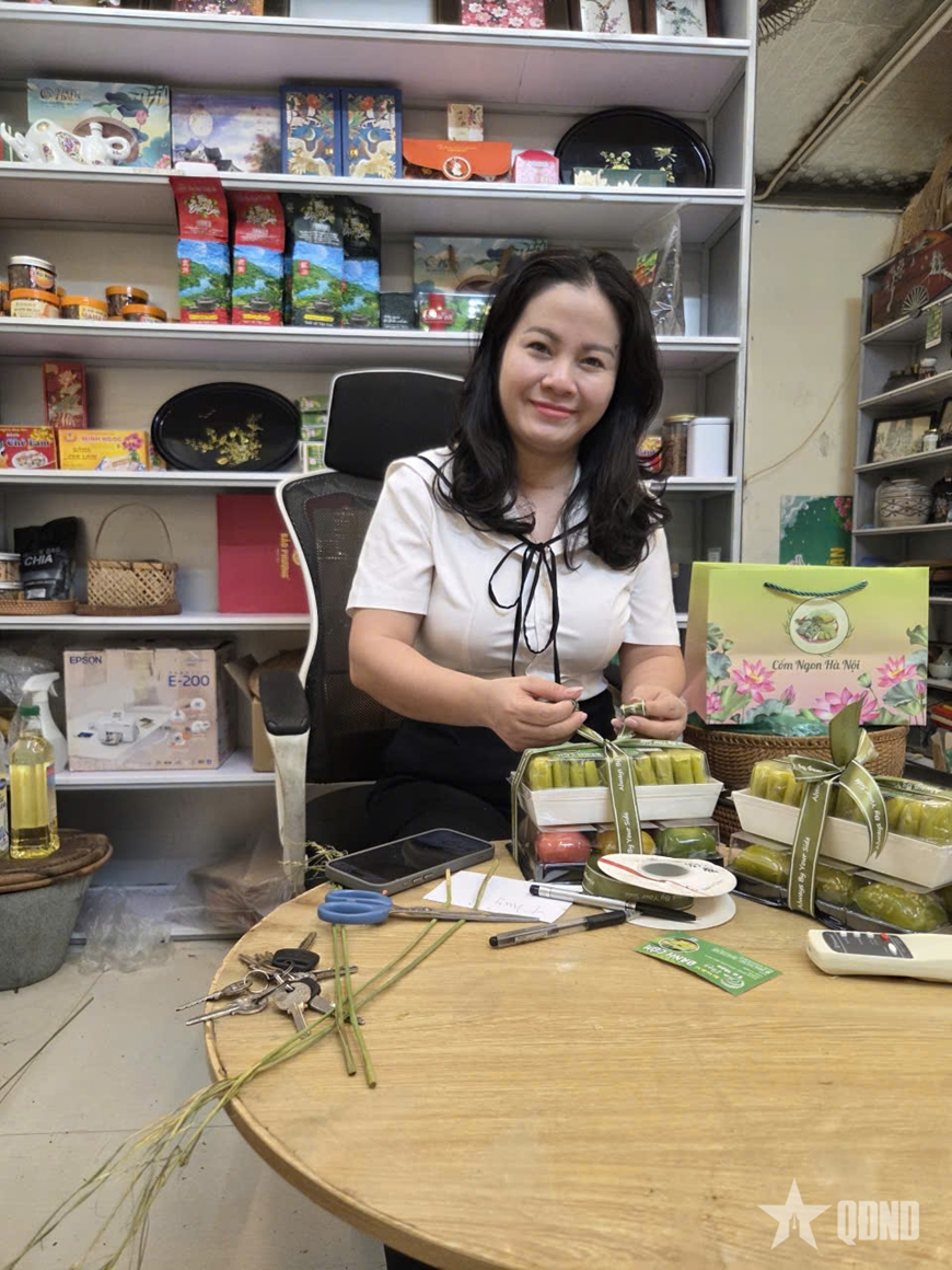 Hà Nội: Các sản phẩm từ cốm hút khách mỗi độ thu về