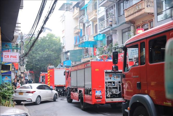 Hà Nội: Cháy lớn tại nhà dân, 5 người tử vong