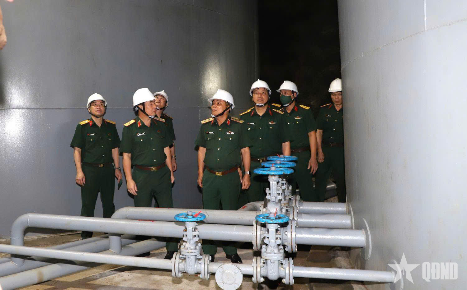 Kho 671, Cục Xăng dầu nỗ lực khắc phục hậu quả cơn bão số 11