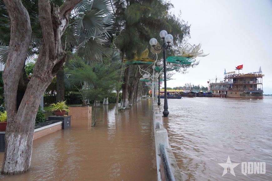 Từ nay đến đầu tháng 11 có thể xuất hiện bão, áp thấp nhiệt đới và mưa lớn