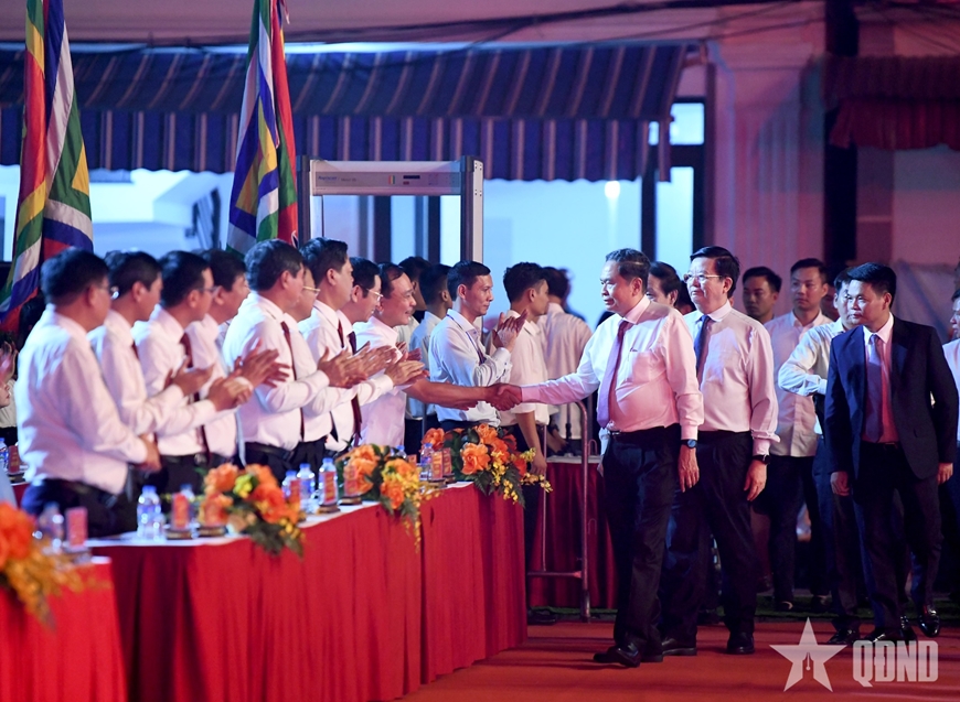 Chủ tịch Quốc hội Trần Thanh Mẫn dự Lễ tưởng niệm 725 năm ngày mất của Anh hùng dân tộc Trần Hưng Đạo