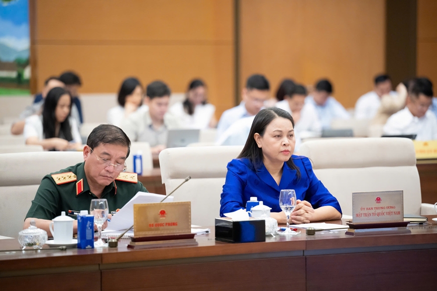 Phiên họp thứ 50 của Ủy ban Thường vụ Quốc hội: Đề nghị quan tâm, hỗ trợ người dân bị ảnh hưởng bởi thiên tai