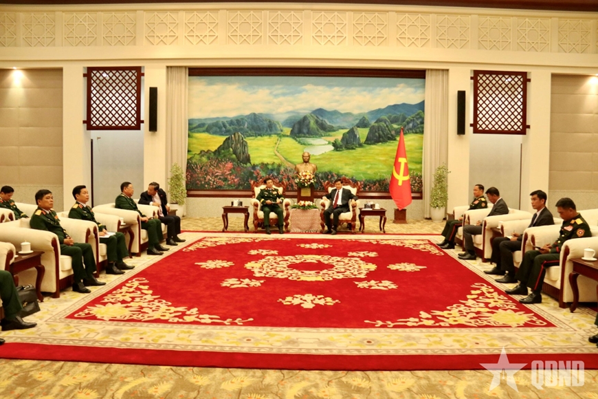 Đại tướng Phan Văn Giang chào xã giao lãnh đạo Đảng, Chính phủ Lào