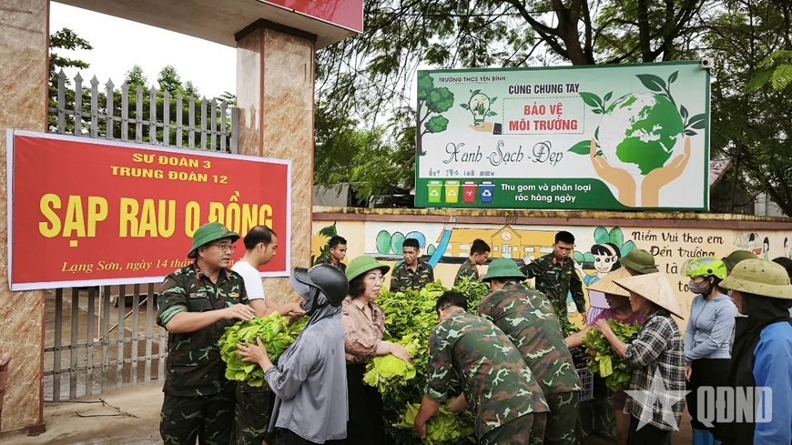 “Sạp rau sạch 0 đồng” lắng đọng tình quân dân