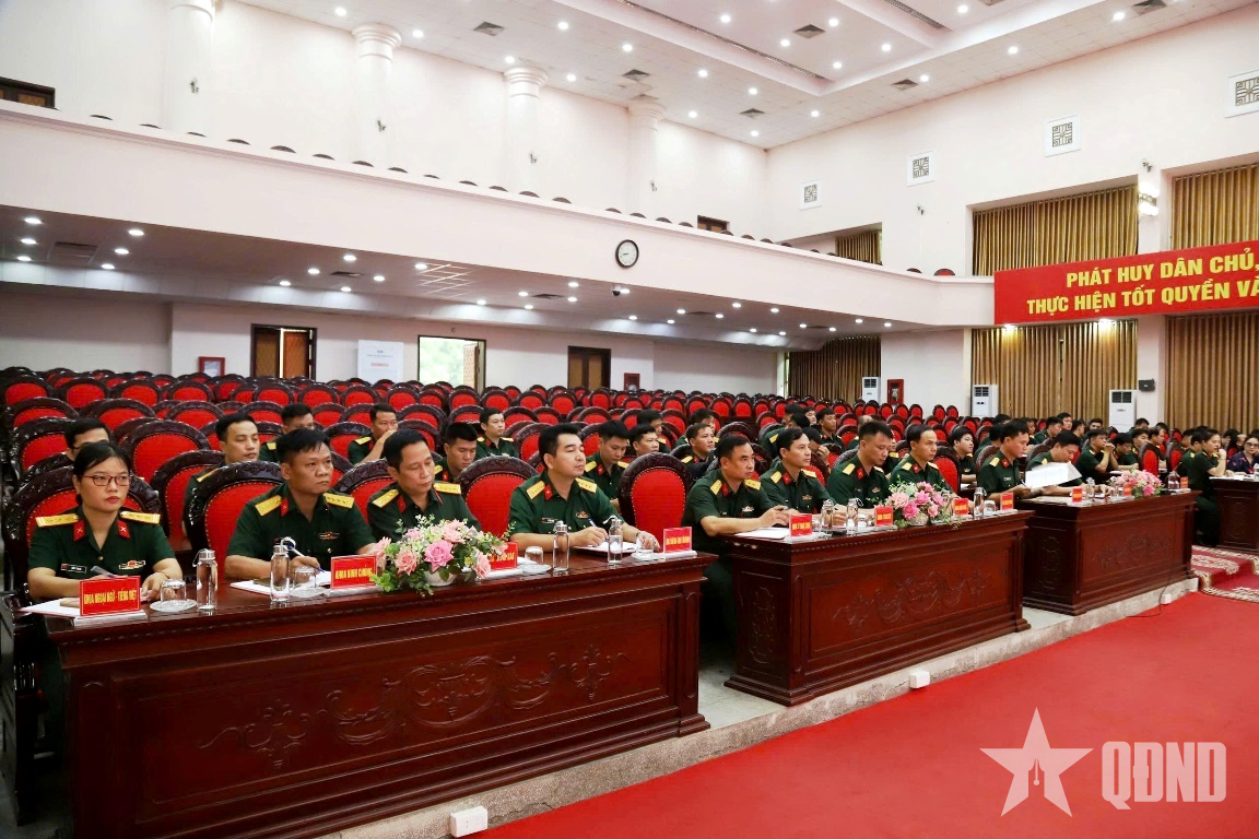 Khai mạc lớp bồi dưỡng nâng cao năng lực ngoại ngữ ​và cấp chứng chỉ cho đội ngũ cán bộ, giảng viên