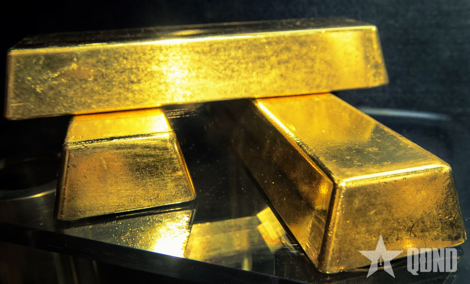 Giá vàng lập đỉnh mới giữa lo ngại thương mại Mỹ - Trung