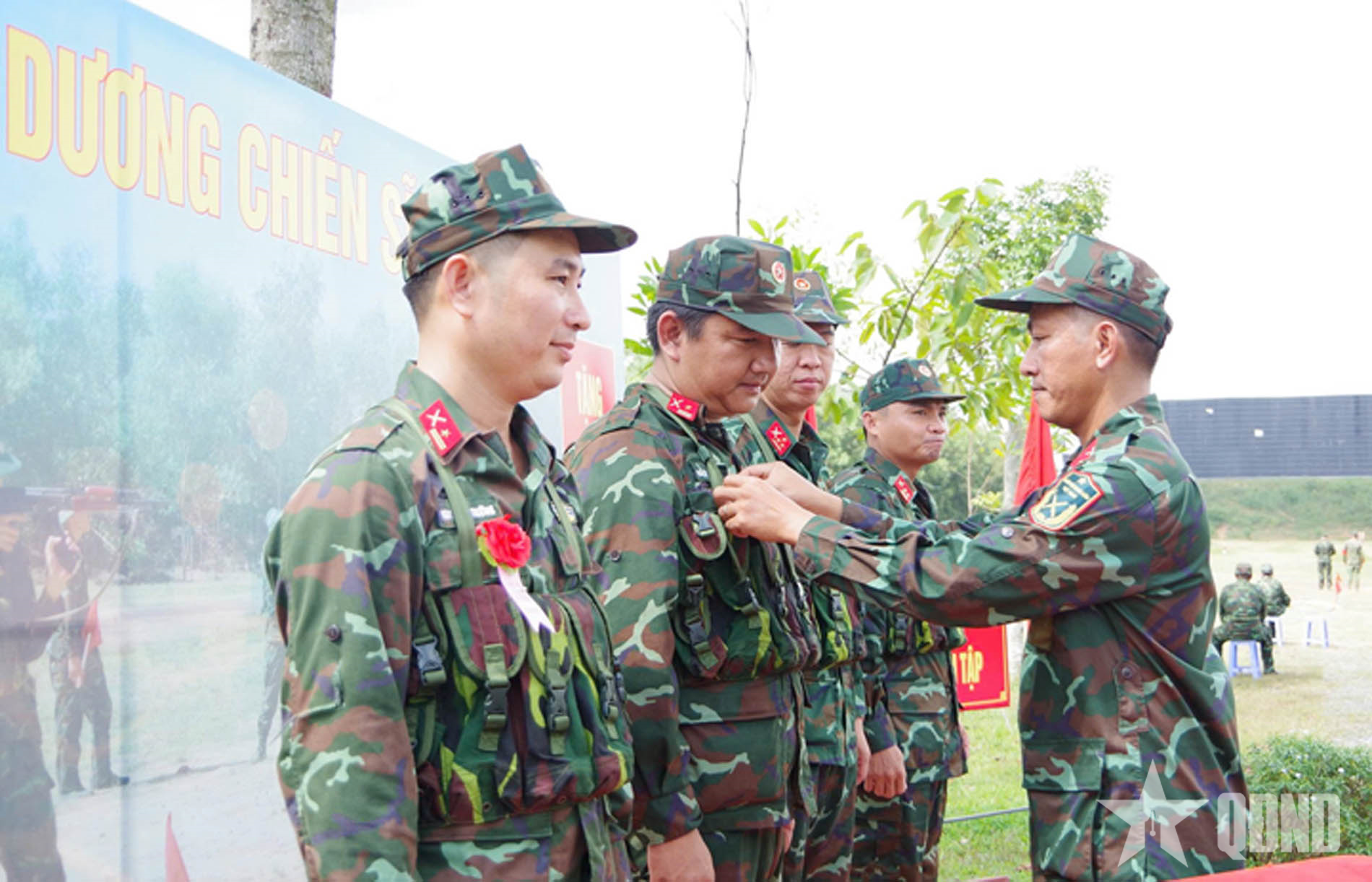 Bộ Tham mưu Quân khu 7 kiểm tra bắn súng cho sĩ quan, quân nhân chuyên nghiệp