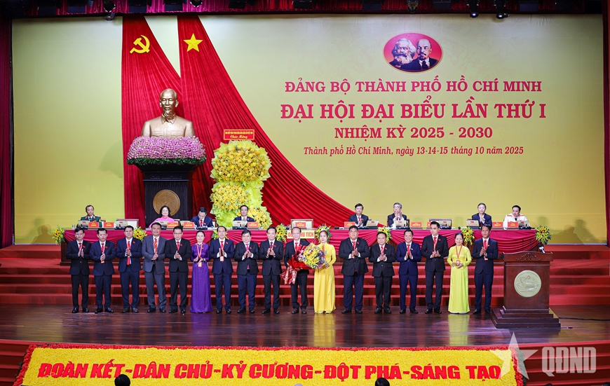 Xây dựng TP Hồ Chí Minh phát triển nhanh, bền vững, hội nhập và hiện đại, nghĩa tình