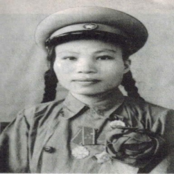 Nữ du kích Nguyễn Thị Chiên-Vang dội Cầu Nghìn